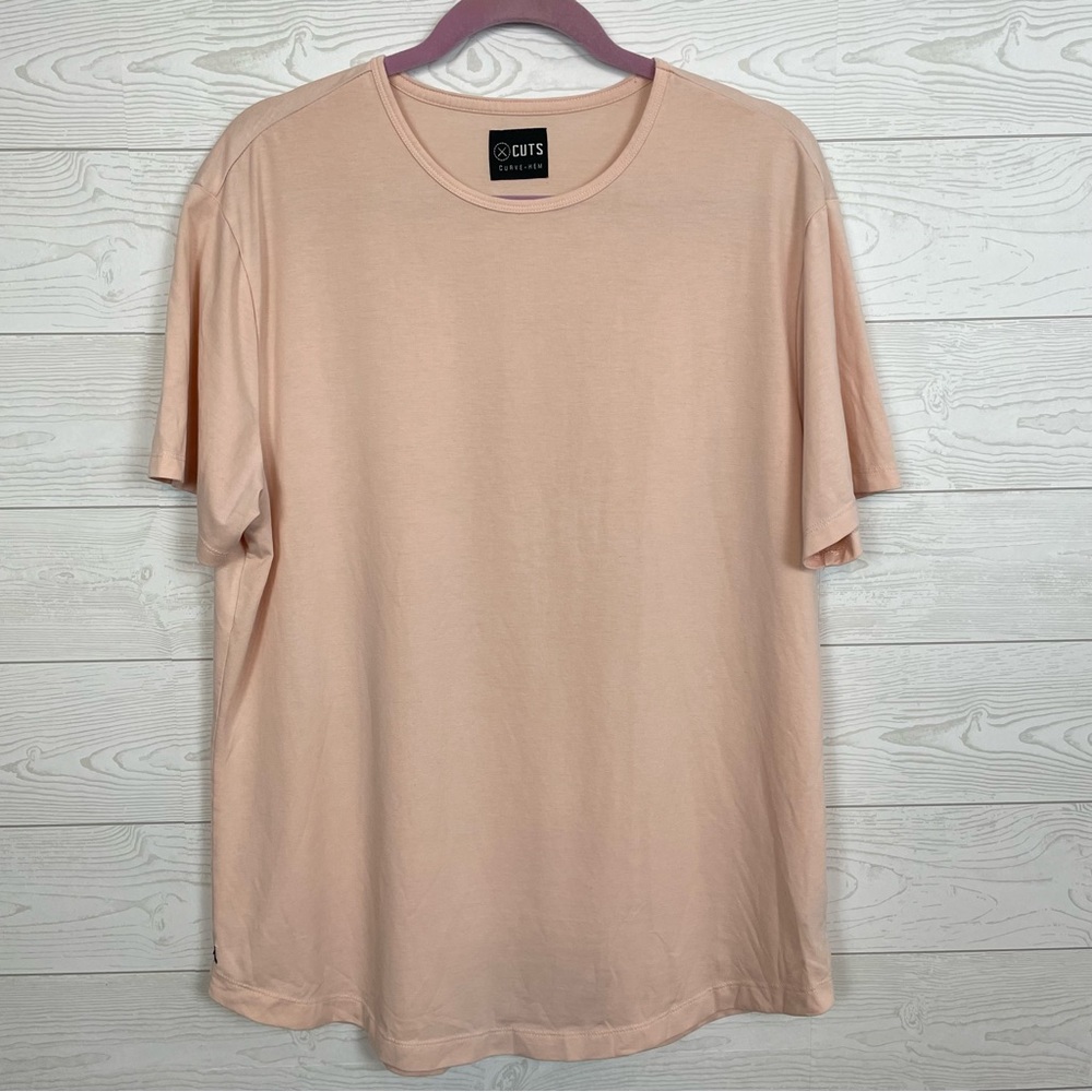 Cuts Clothing Men’s Short Sleeve Tee in Light Peach